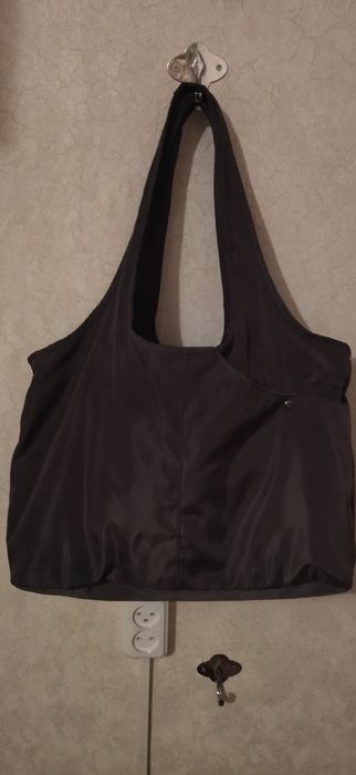 Продаю  сумки недорого.