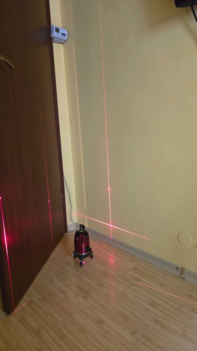 Nivelă Laser DECO