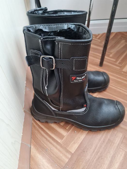 Продам зимний комплект 52-54