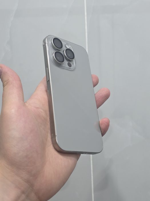 iPhone 15 Pro 256 Natural Titanium