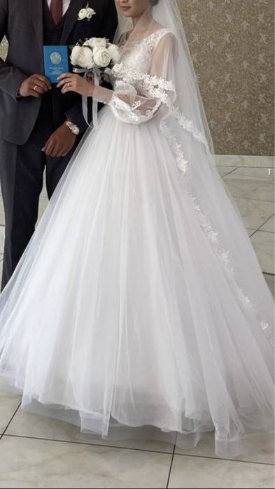 Свадебное платье