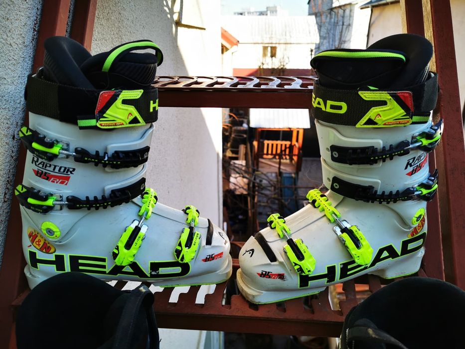 Vând bocanci clăpari Head numai modele deosebite stare perfecta 26_27,