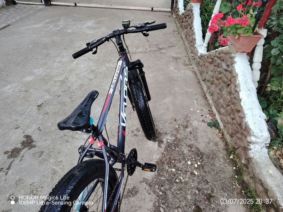 Vând bicicletă ca și nouă