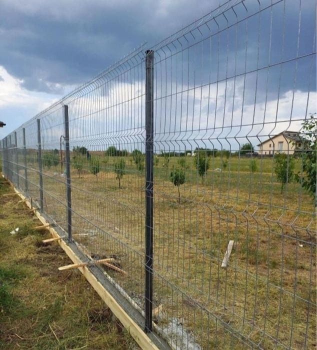 Executam  garduri  din plasa burdurata