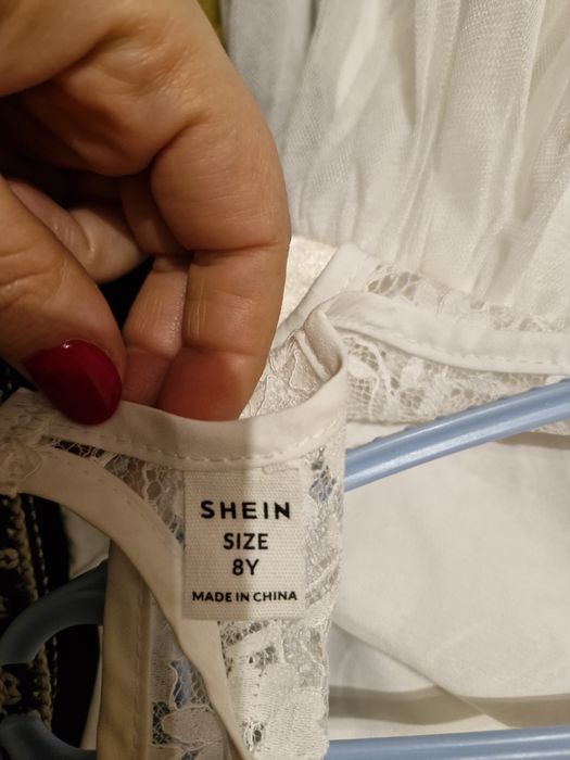 Рокля за 8 год нова