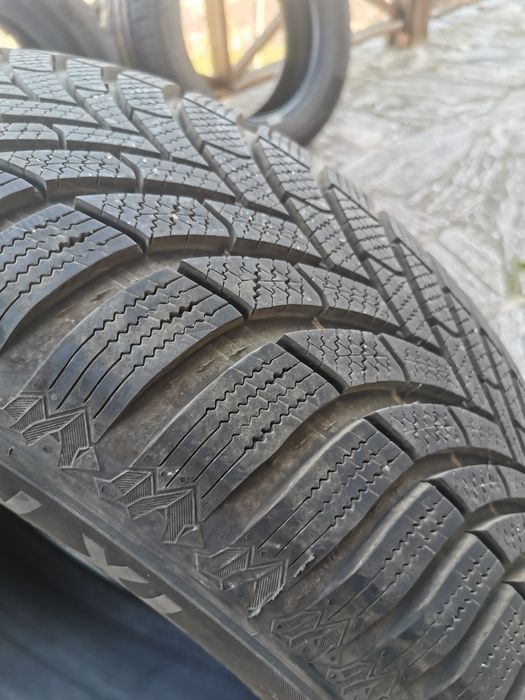 Летни гуми UNIROYAL DOT 42/23