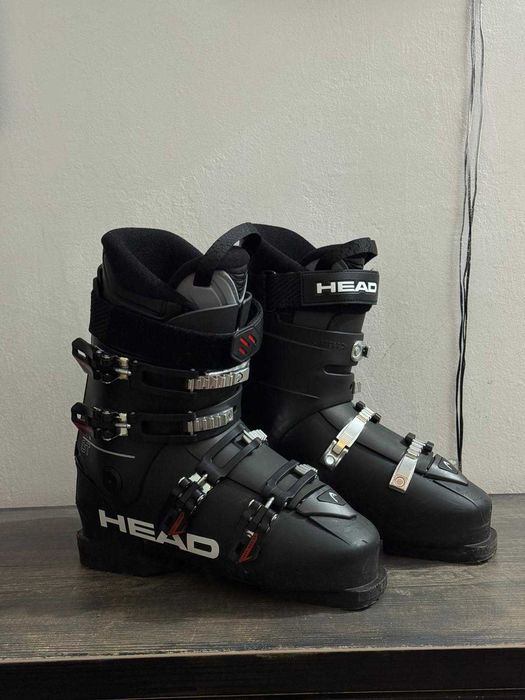 Vând clăpari, purtați 1 și gura data  noi .fără nici un defect.