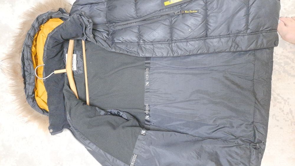 Продам пуховик на подростка