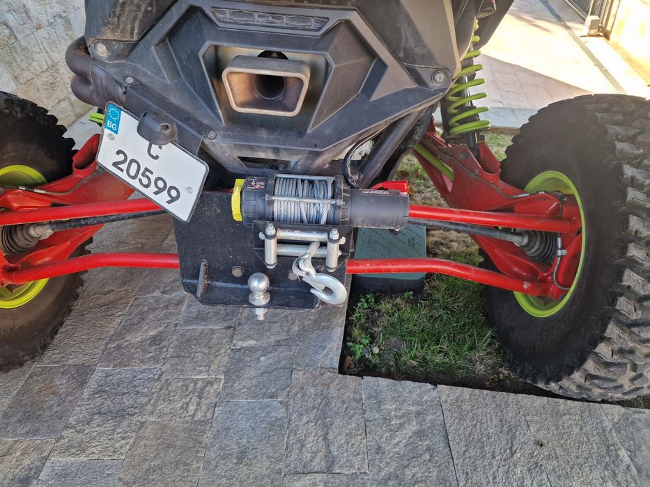 Продавам Polaris RZR