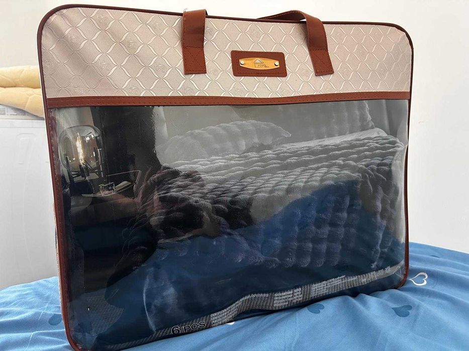 Lenjerie pat blanita pufoasa gri inchis 230x250