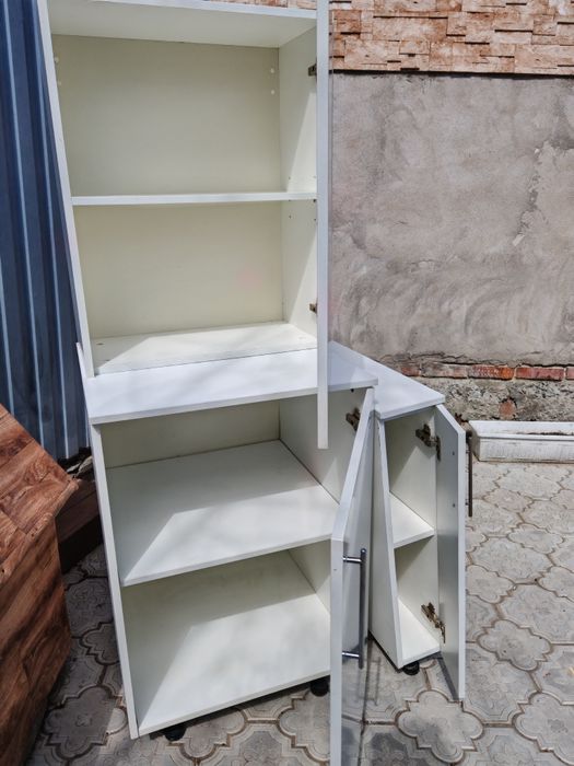 Продам кухонные шкафы