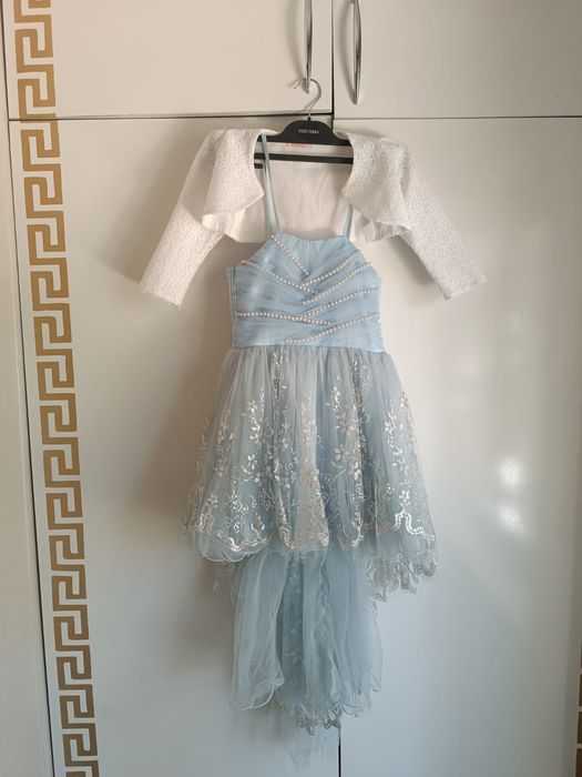 Продаются нарядные платья для девочек