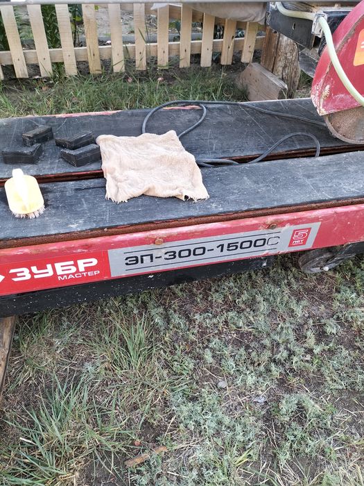 Плиткарез, электрический с подачей воды!