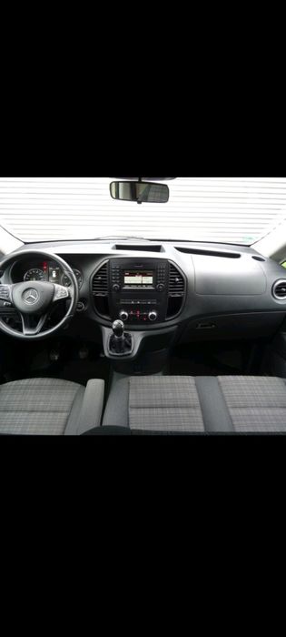 Mercedes-Benz Vito tourer, 9 locuri