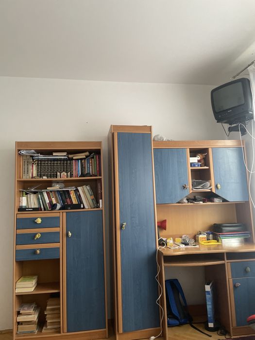 Mobila de dormitor ,utilizata foarte putin