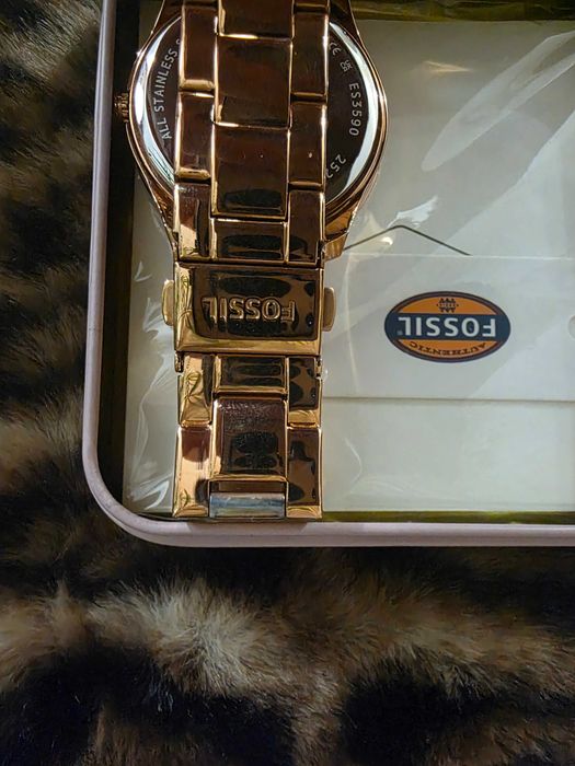 Оригинален часовник Fossil