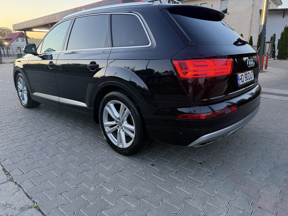 Vand audi q 8 s line