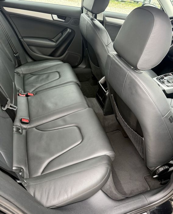 ///   Audi A4 B8 AUTOMAT  EURO 5     ///