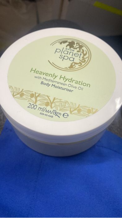 Crema de corp  spa Avon