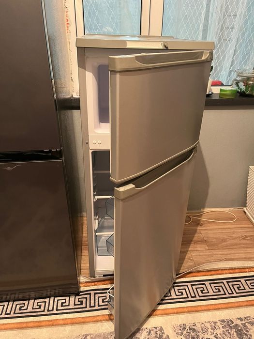 Холодильник сатылады