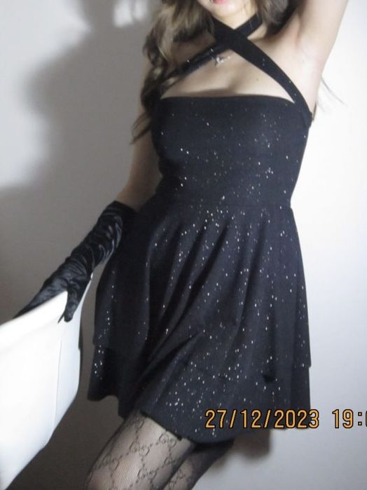 блестящее платье короткое