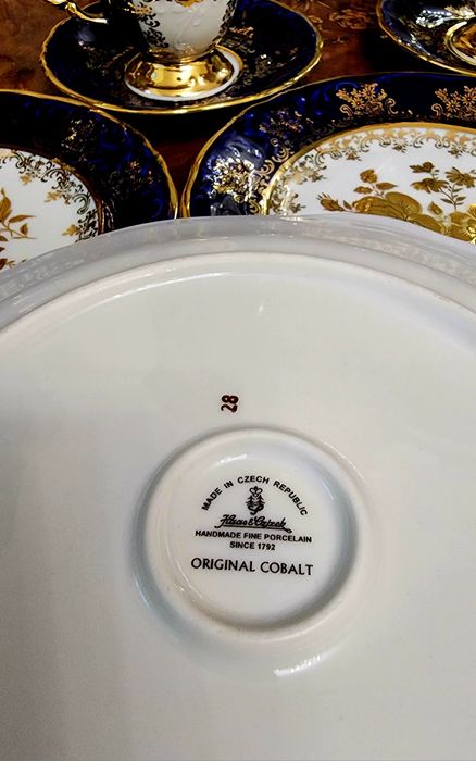 Шикарный чайный сервиз. Чехия.  Кобальт. Дёшево !