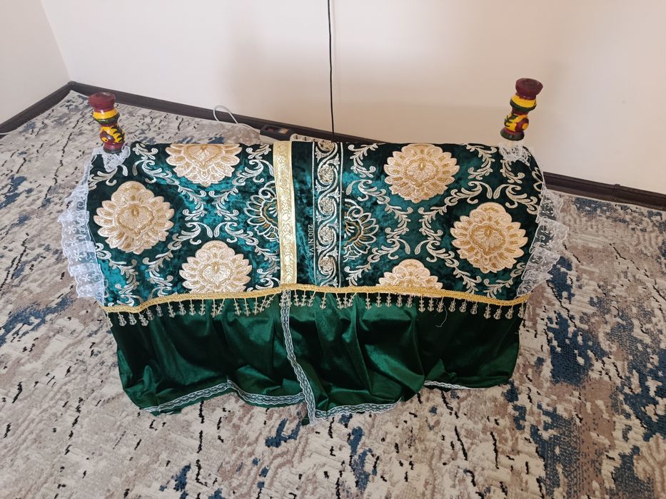 Beshik ,holati yangi,sifatli,garantiyasi bor