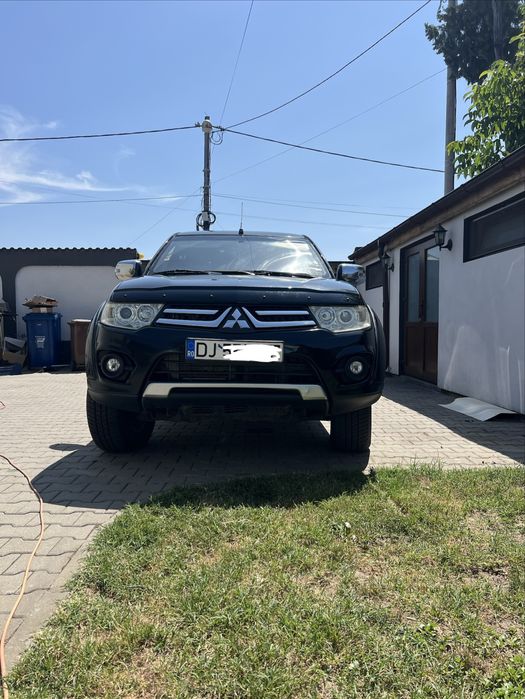 Mitsubishi L200 2014