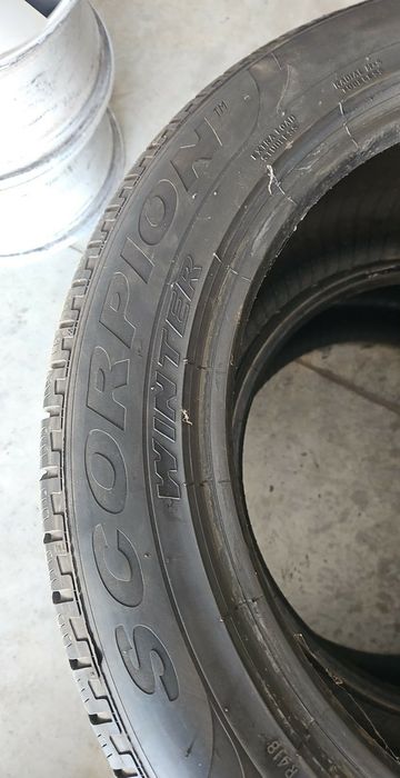 285/45/19цола Pirelli