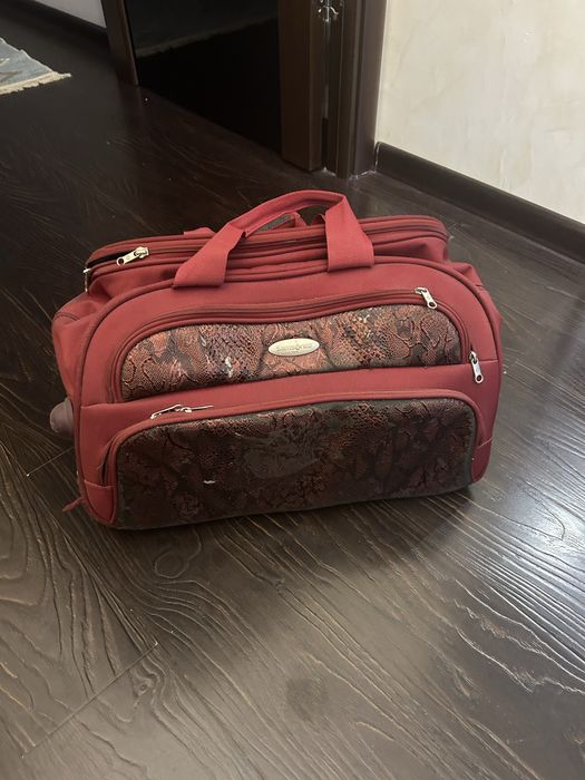 продам дорожную сумку Samsonite