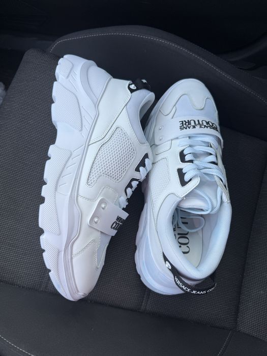 Vand adidasi versace couture