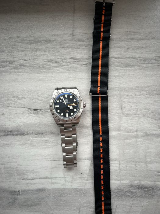 Часовник Addiesdive