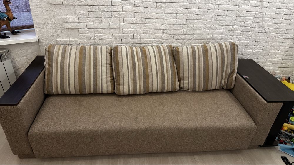 Продается раскладной диван