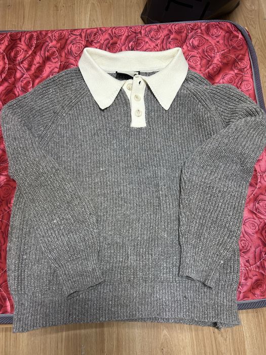 Свитер-поло серый