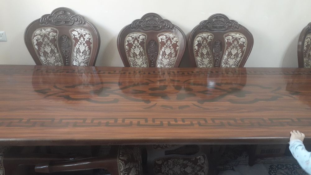 Stol stul kamplekt xolati yangi , 12 ta stuli   1  ta stol 3, 20