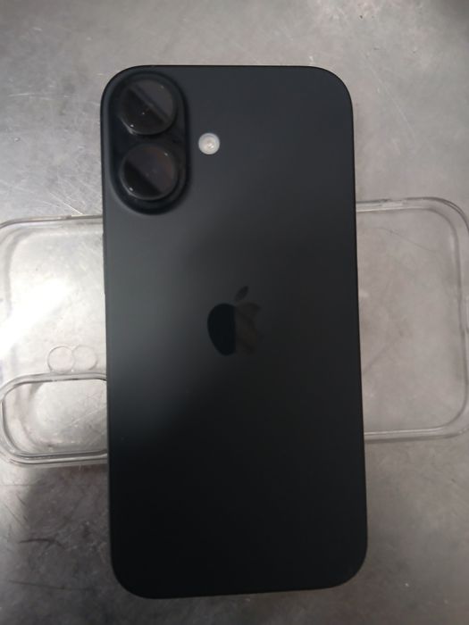 Айфон 16  ёмкость 100 256 гб