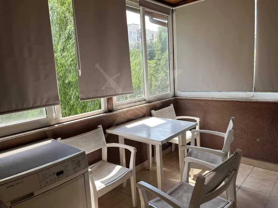 Продава се Тристаен апартамент в Пловдив, Тракия - 60 кв.м за 2244 €/кв.м - Снимка #2