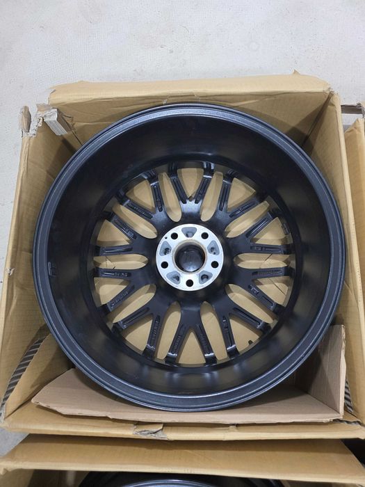 Jante 19 BMW G20 G21 G30 G31 Audi A4 A5 A6 Q3 5x112 8J et30