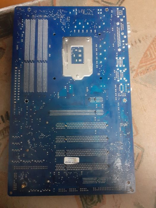 Материнская плата 1156