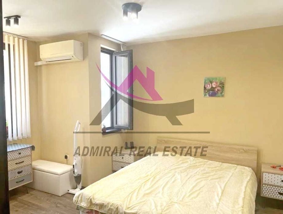 Дава се под наем Двустаен апартамент в Варна, Център - 50 кв.м за 458.49 € - Снимка #2