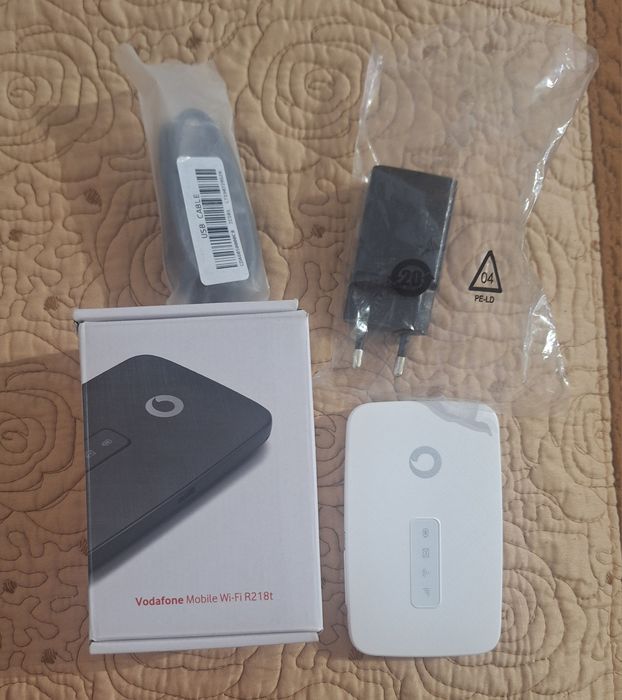 Router portabil Vodafone Mobile Wi-Fi R218t 4G LTE - NOU, Full Box