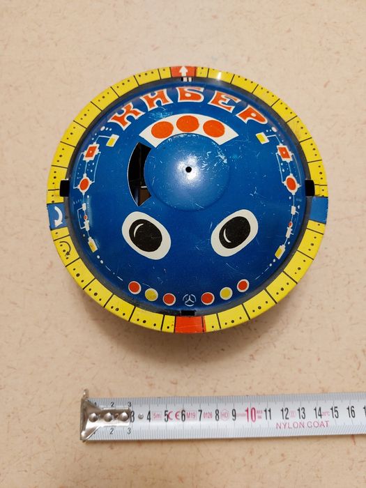 Руска ламаринена играчка Луноход КИБЕР