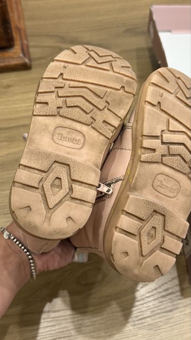 Ботинки осенние для девочки 26рр