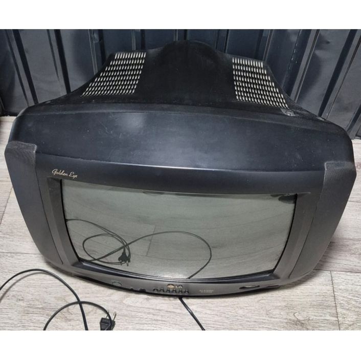 Продам телевизор LG