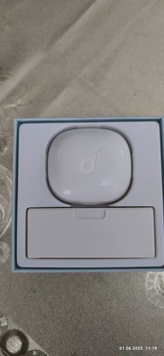 Продам  новые  Беспроводные наушники Anker Soundcore Life Note 3