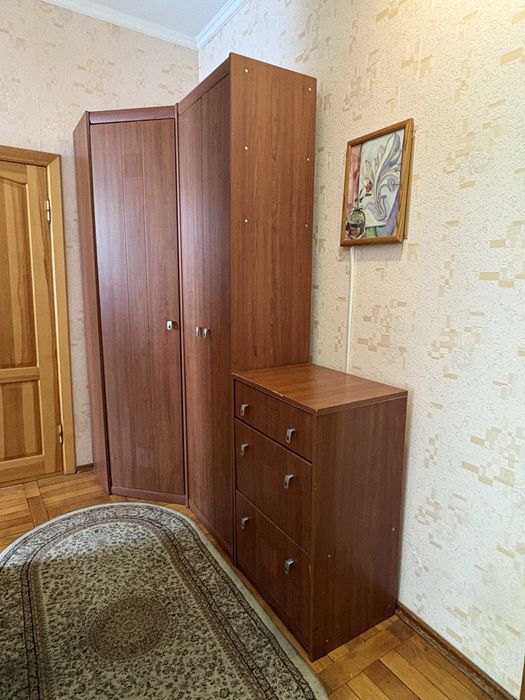 Прихожая ( шкаф угловой + комод)