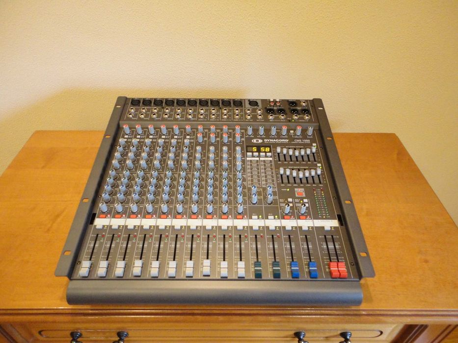 Mixer Dynacord CMS-1000 Ca Nou!!!