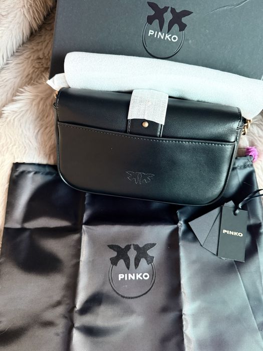 Чанти на Chanel и Pinko