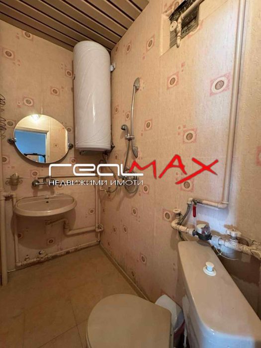 Продава се Тристаен апартамент в Казанлък - 84 кв.м за 1250 €/кв.м - Снимка #10