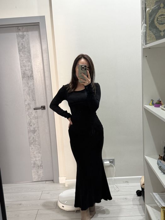 Платье элегантное трикотаж